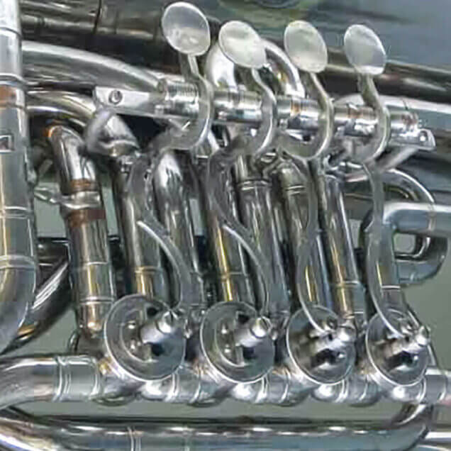 Old style, clunky S linkages on a Huttl tuba